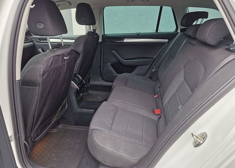 Zunanja slika - Škoda Superb - Combi 2.0 TDI Style Dsg - 7