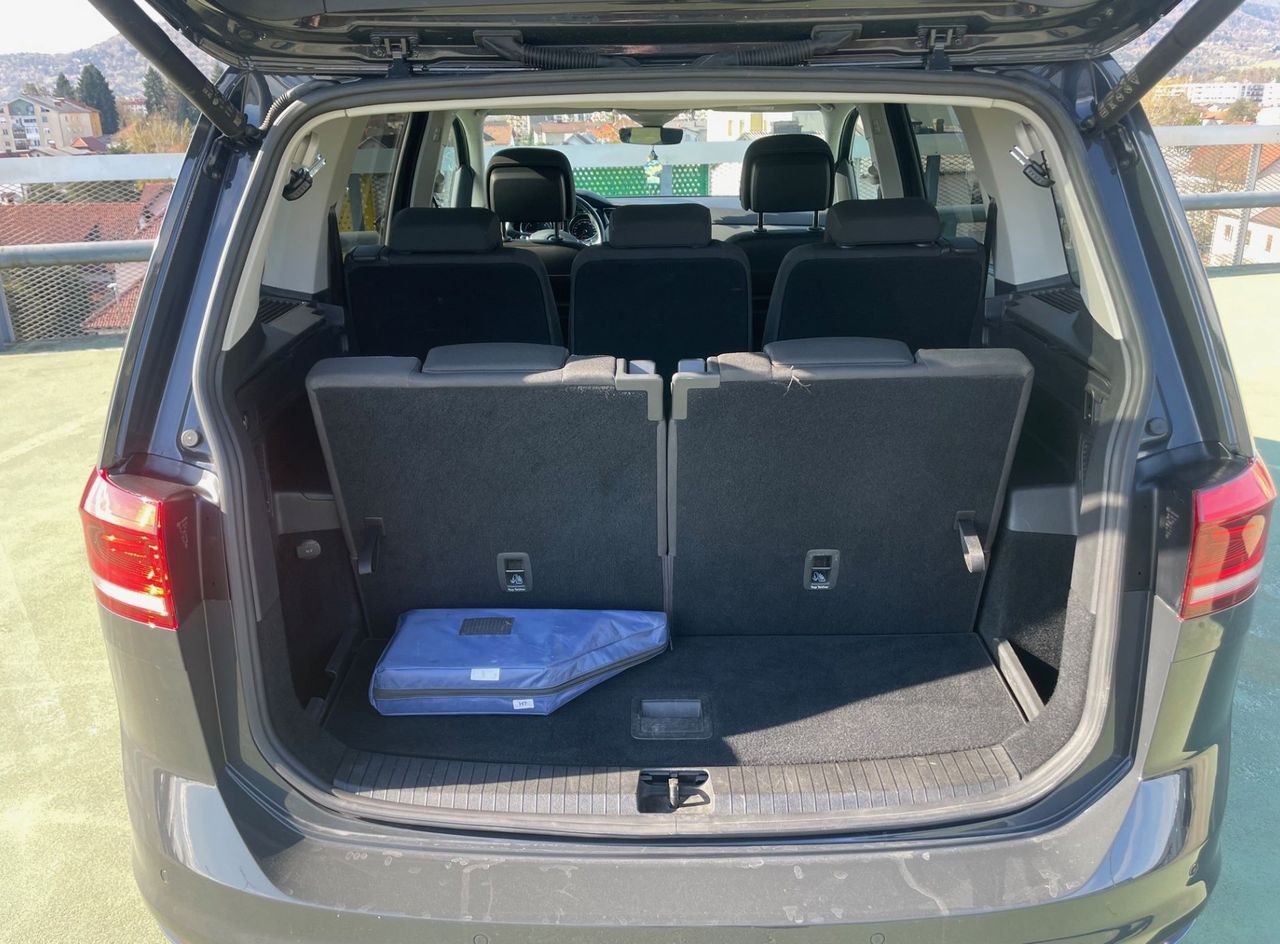 Zunanja slika - VW Touran - 2.0 TDI Family Final Edition LED.NAVI.2XPDC.KAMERA - 11