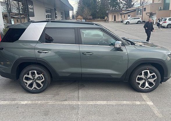 Zunanja slika - SsangYong Torres - 1.5 T-GDI ADVENTURE A T 2WD - 3