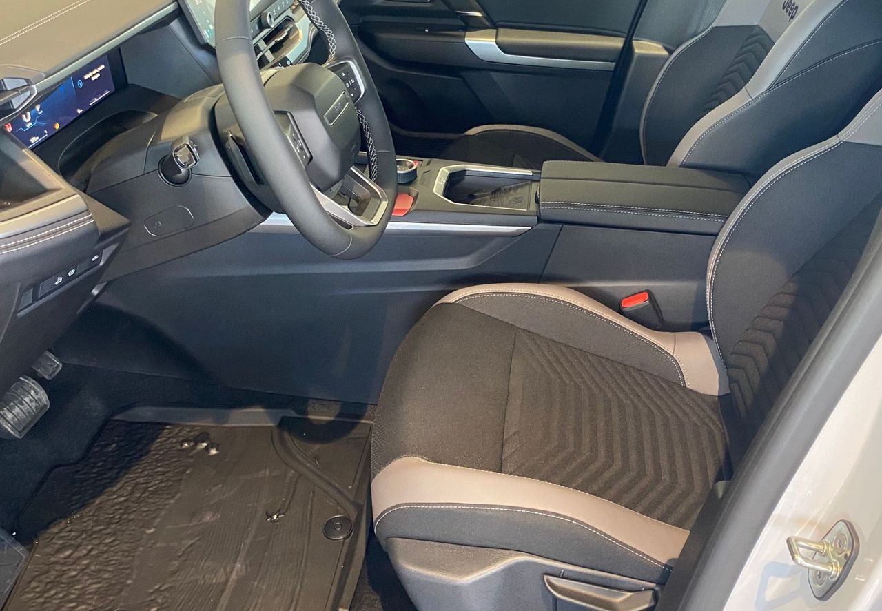 Zunanja slika - Jeep Compass - 1.2 DCT6 e-Hybrid 107kW First Edition - 6
