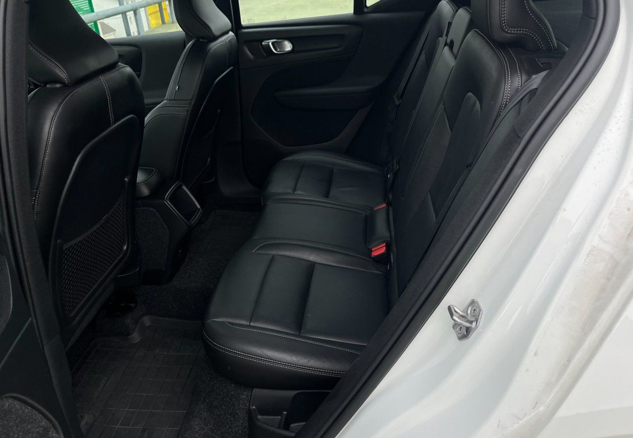 Zunanja slika - Volvo XC40 - T3 Momentum Avt. ACC. LED. NAVI. VZR. KAM. - 8