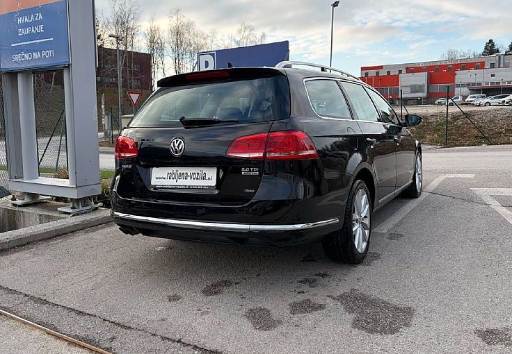 Zunanja slika - VW Passat - Variant 2.0 TDI 4M BlueM.Tech. Highline 103kW - 7