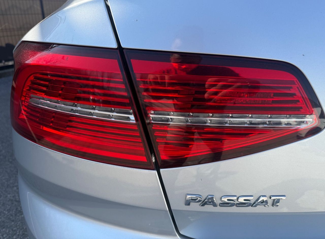 Zunanja slika - VW Passat - 2.0 TDI BMT Highline-Slovensko poreklo-Vel. serv.. - 8