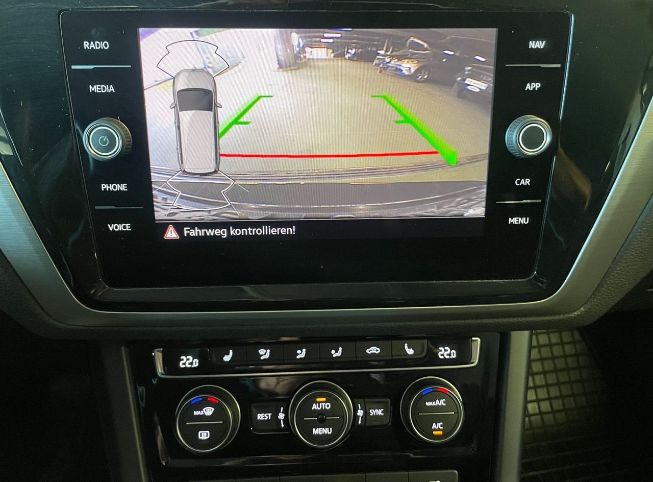 Zunanja slika - VW Touran - 2.0 TDI Family Final Edition LED.NAVI.2XPDC.KAMERA - 19