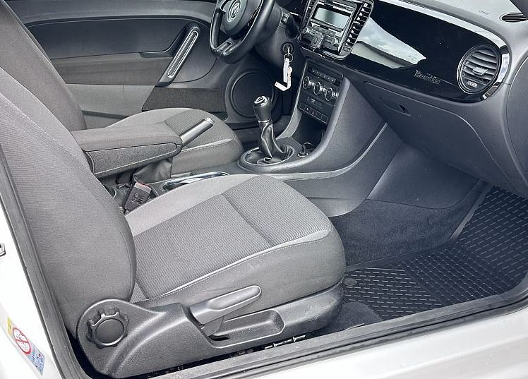 Zunanja slika - VW Beetle - 1.2 TSI °REDNO POTRJENA SERV. KNJIGA NA VW° - 11