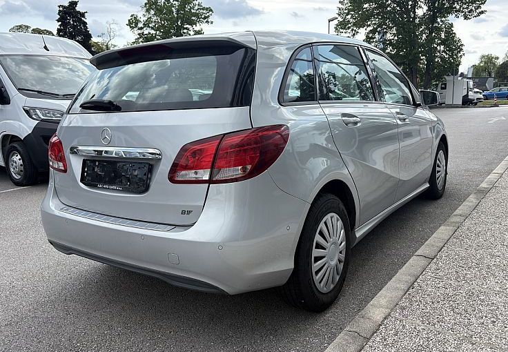 Zunanja slika - Mercedes-Benz B-Razred - B 180 CDI Style - 3