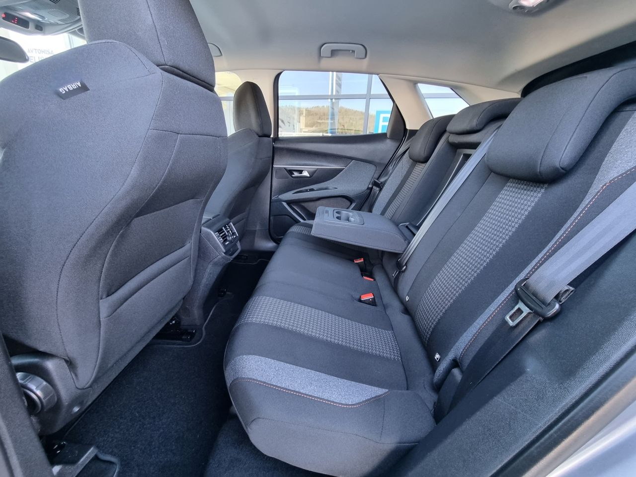 Zunanja slika - Peugeot 3008 - 1.6 BlueHDi 120 - SERVISNA KNJIGA - LEPO OHRANJEN - 8