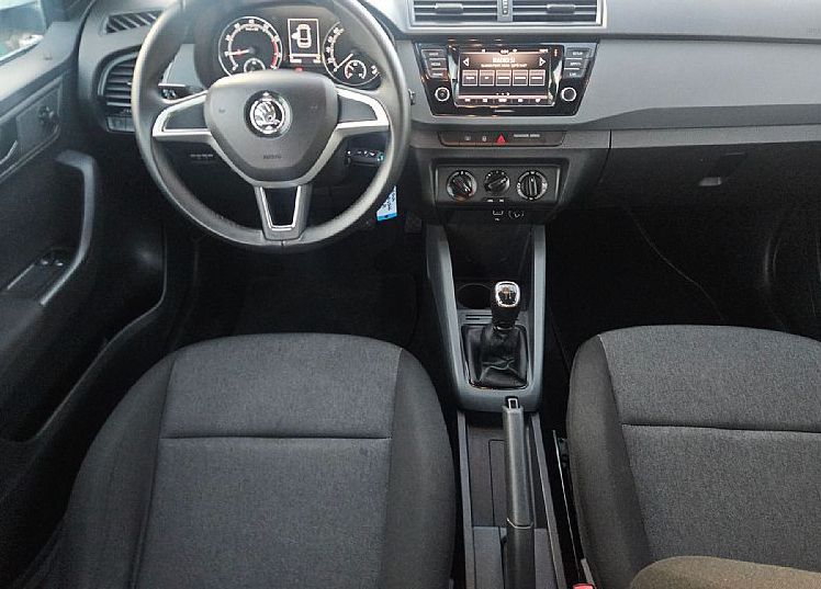 Zunanja slika - Škoda Fabia - Combi 1.0 TSI 95ks °16-COL° LED °PARK.SENZORJI° - 10