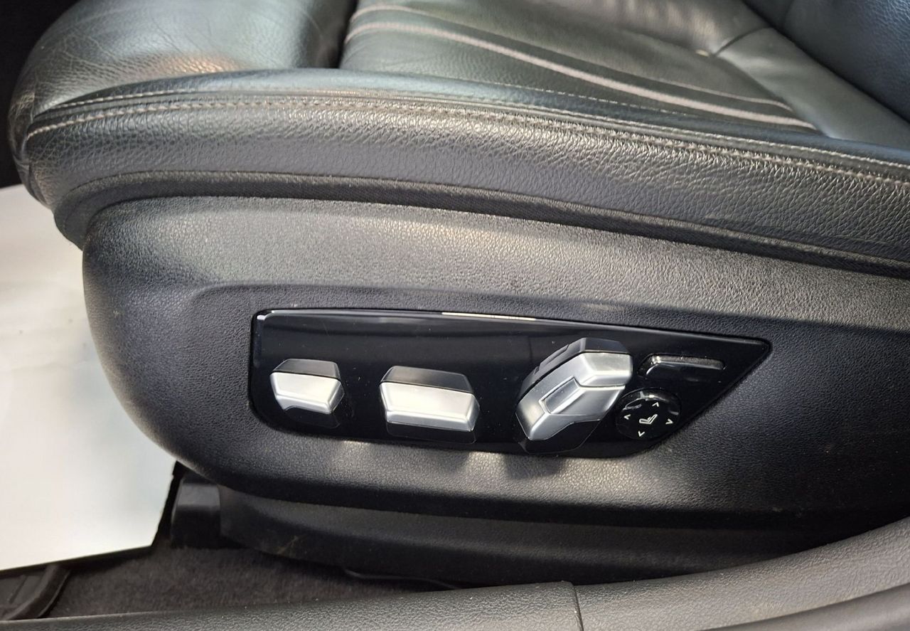 Zunanja slika - BMW Serija 5 - Touring: 520d x Drive aut.SPORT LINE-LED-NAVI-PANORAMA- - 18