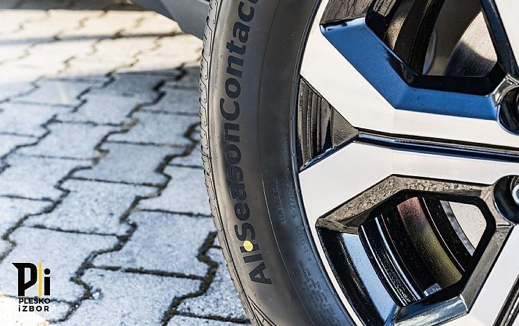 Zunanja slika - Dacia Duster - 1.2 TCe 130 4x4 EXPRESSION - 17