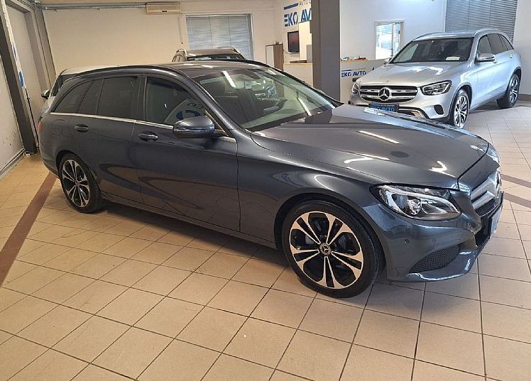 Zunanja slika - Mercedes-Benz C-Razred - C 200 d AVT. LED-ALU-TEMP.-NAVI-KREDIT BREZ POLO.. - 5