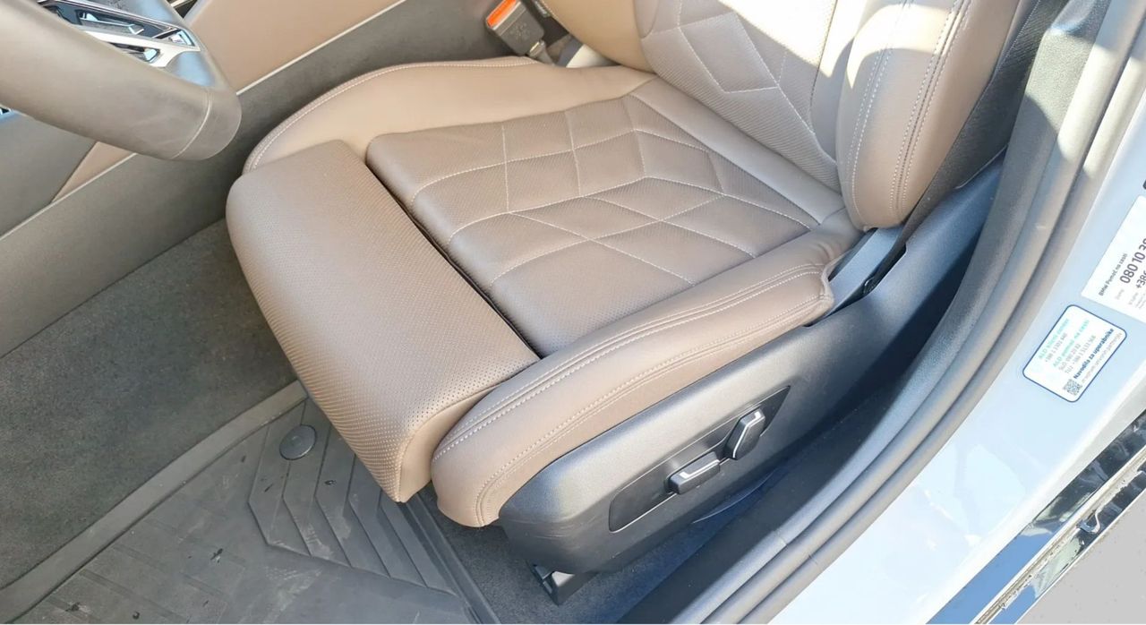 Zunanja slika - BMW Serija 5 - : 520i  AT  M-Sport. iconic glow. HUD. adaptive LED - 12