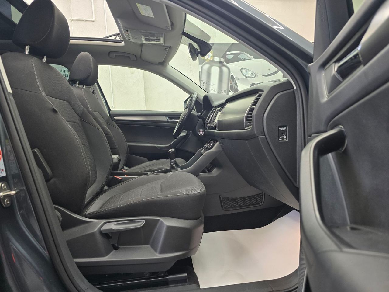 Zunanja slika - Škoda Kodiaq - 4x4 2,0 TDI L&K - 5