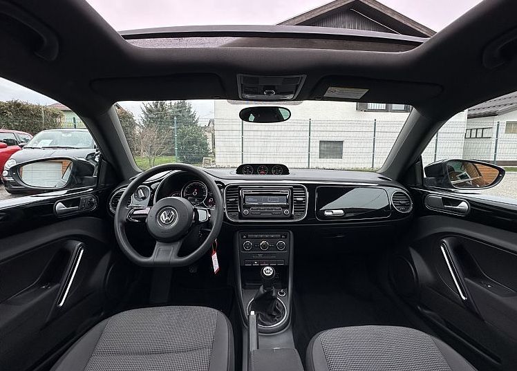 Zunanja slika - VW Beetle - 1.2 TSI Design °VELIKI SERVIS°PANORAMA° - 6