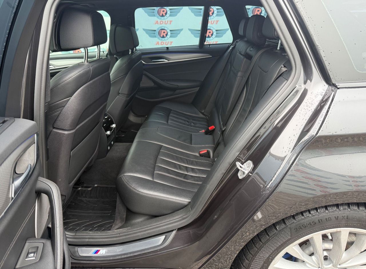 Zunanja slika - BMW Serija 5 - Touring: 530d xDrive M-sport VIRT HEAD UP 360CAM PANO LE - 14