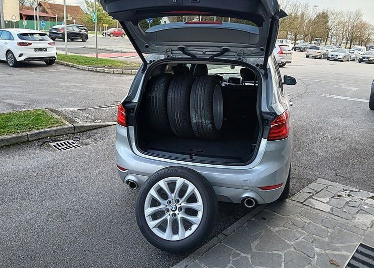 Zunanja slika - BMW Serija 2 - Gran Tourer: USNJE LED NAVI KAM dodatni popust POKLIČITE - 6