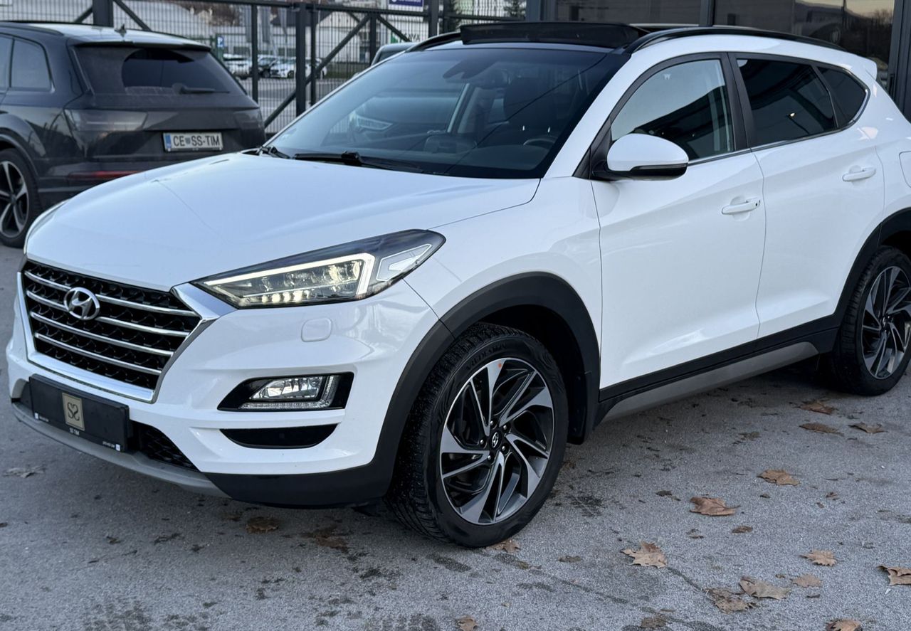 Zunanja slika - Hyundai Tucson - 1.6CRDI Premium Panorama-LED-Mkot-GrSed-NAV-Tem-DE - 4