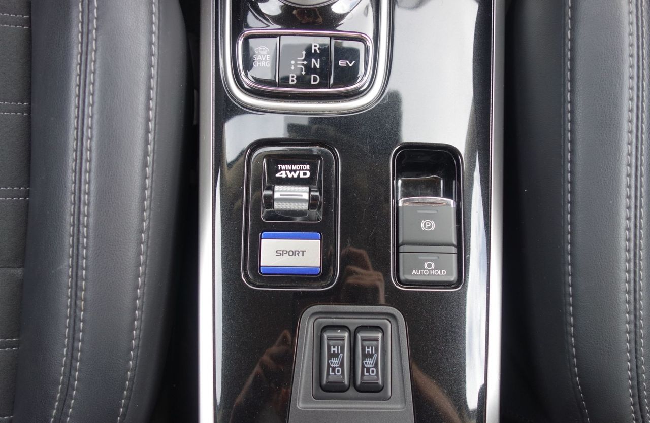 Zunanja slika - Mitsubishi Outlander - PHEV 2.4 MIVEC Twin Motor INSTYLE+ - 18