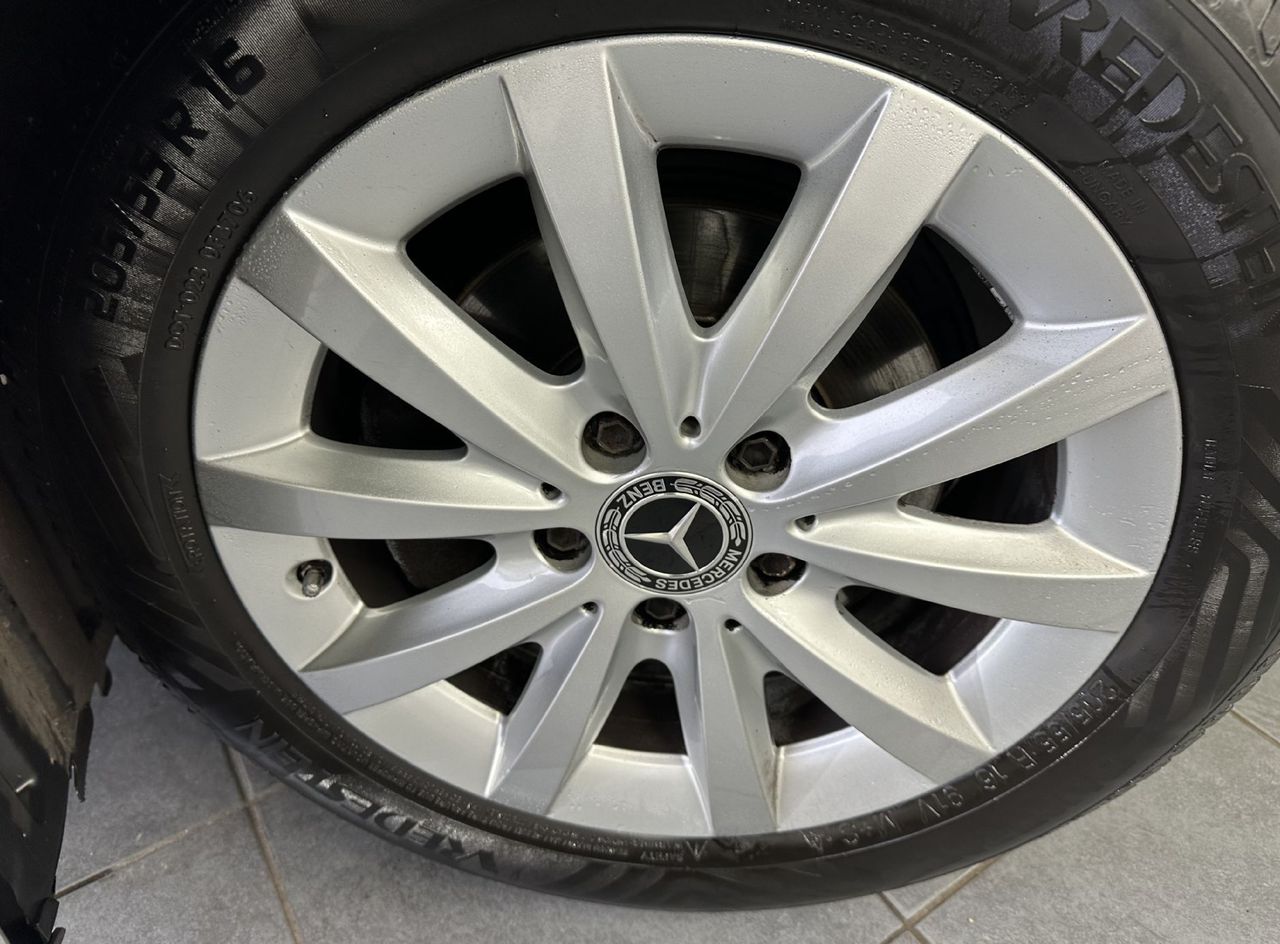 Zunanja slika - Mercedes-Benz B-Razred - B 180 d.NEMŠKI.NAVI.80 KW.SAMO 120.000 KM - 7