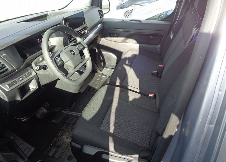 Zunanja slika - Opel Zafira - Vivaro 2.0 diesel avtomatik - 9 SEDEŽEV - 5