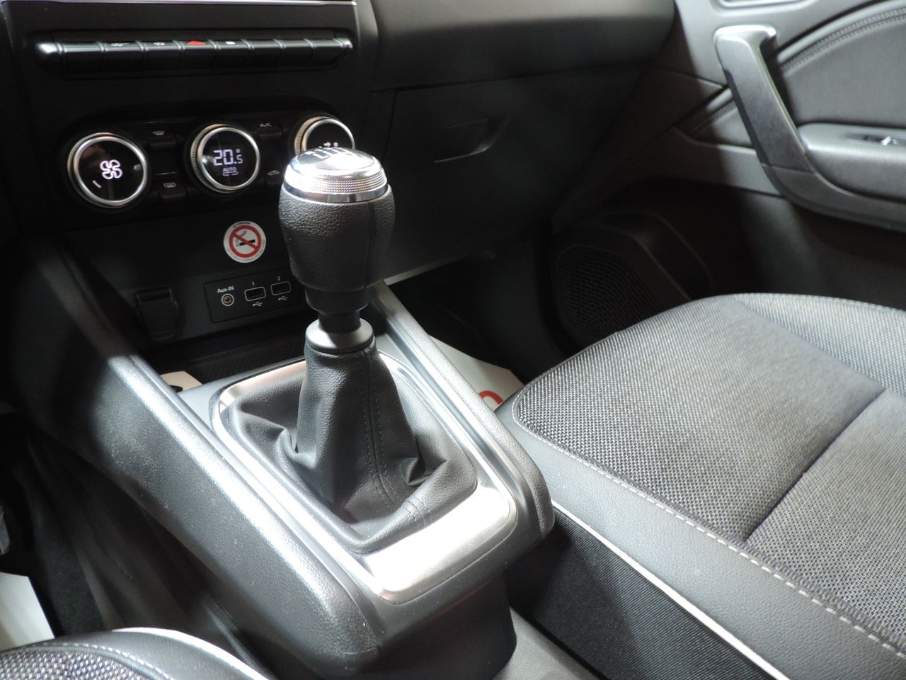 Zunanja slika - Renault Captur - TCe 90 Techno - 18