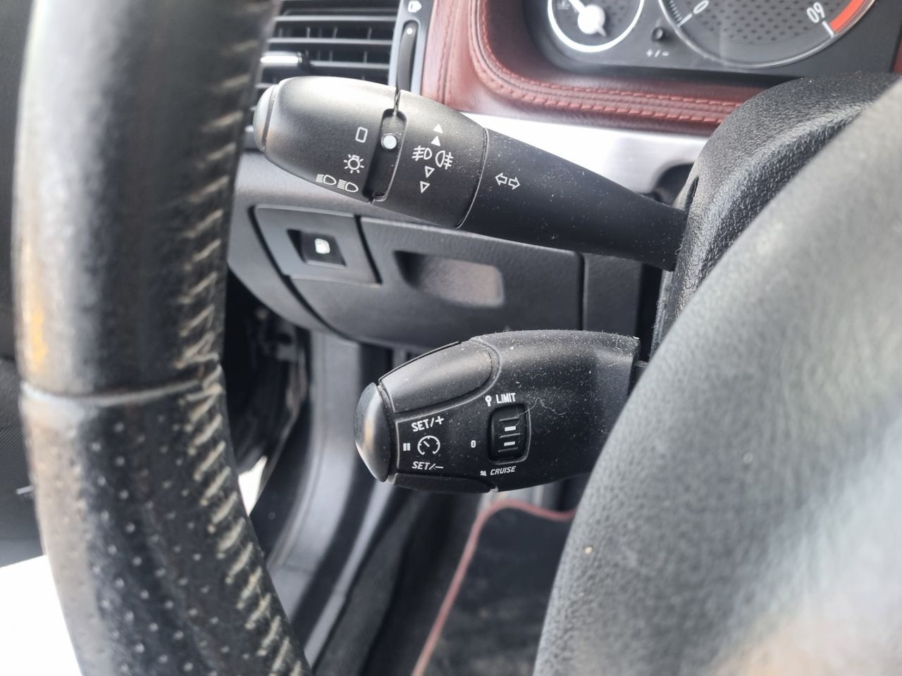 Zunanja slika - Peugeot 407 - COUPE 2.7 HDI V6 - AVTOMATIK - 14