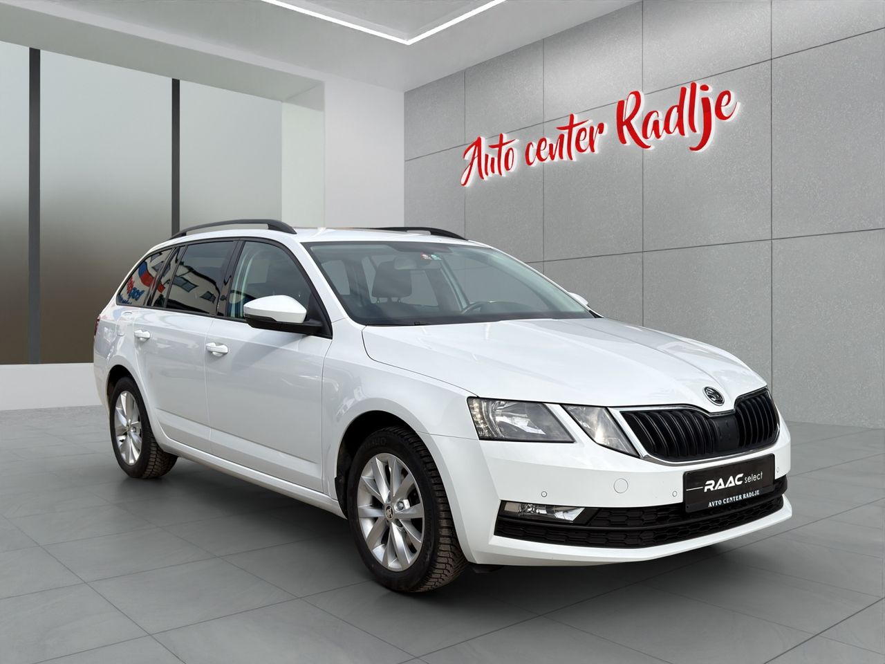 Zunanja slika - Škoda Octavia - Combi 2,0 TDI Style - 1