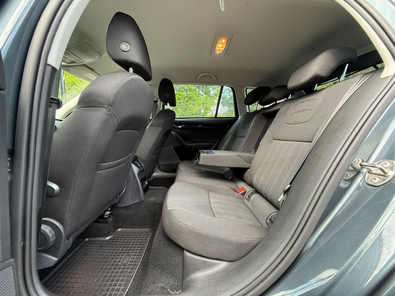 Zunanja slika - Škoda Octavia - 2.0 TDI 110KW Avt - 12