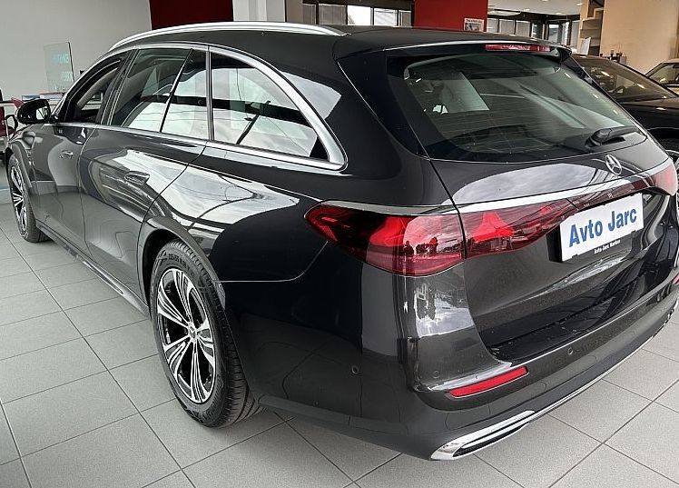 Zunanja slika - Mercedes-Benz E-Razred - E 220 d T - 3