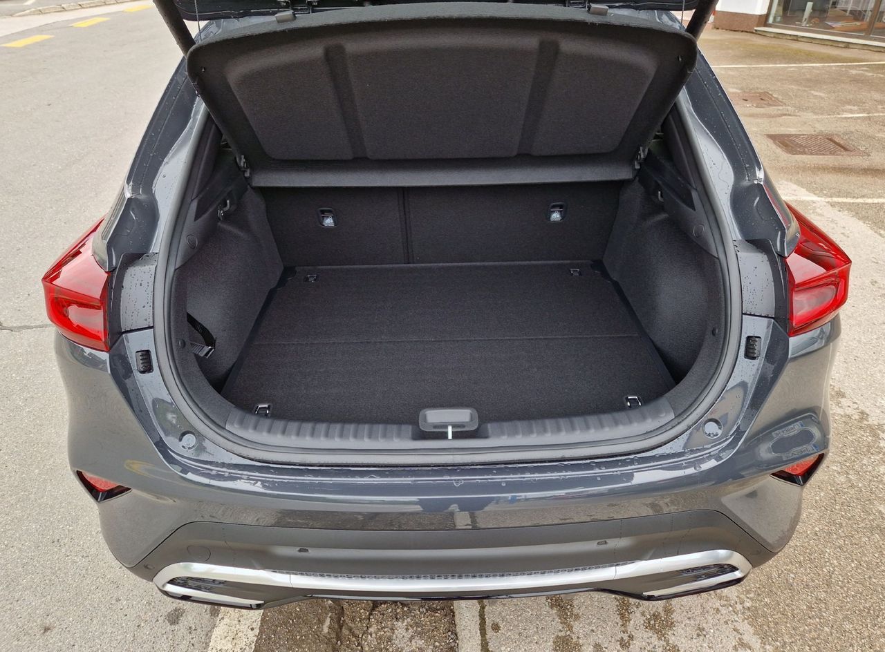 Zunanja slika - KIA XCeed - 1.6 T-GDi EX Way 7DCT - 4