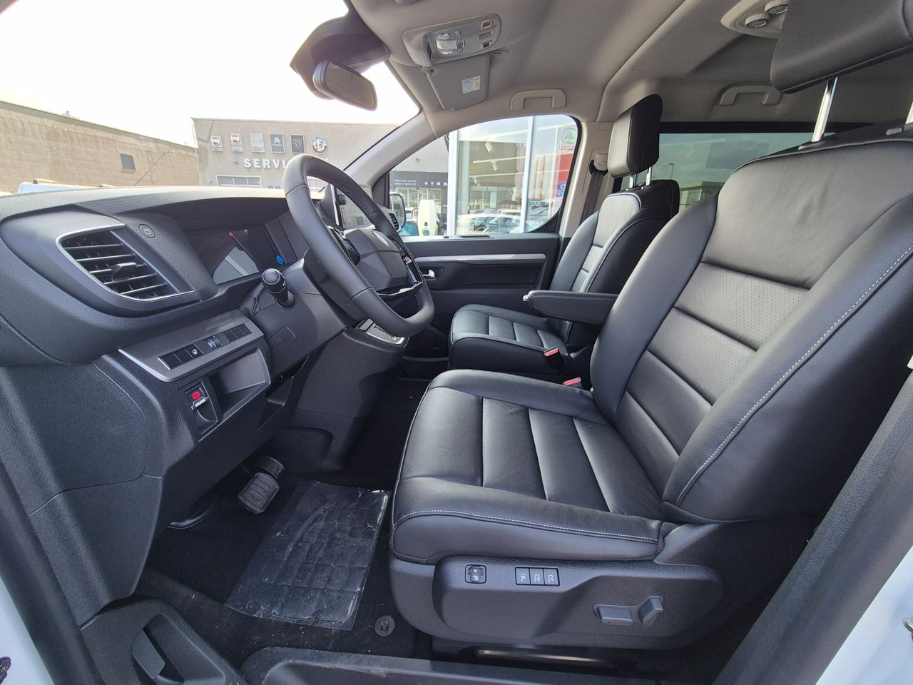 Zunanja slika - Peugeot Traveller - L2 Business Vip 2.2 B-HDI 180 EAT8 - 15