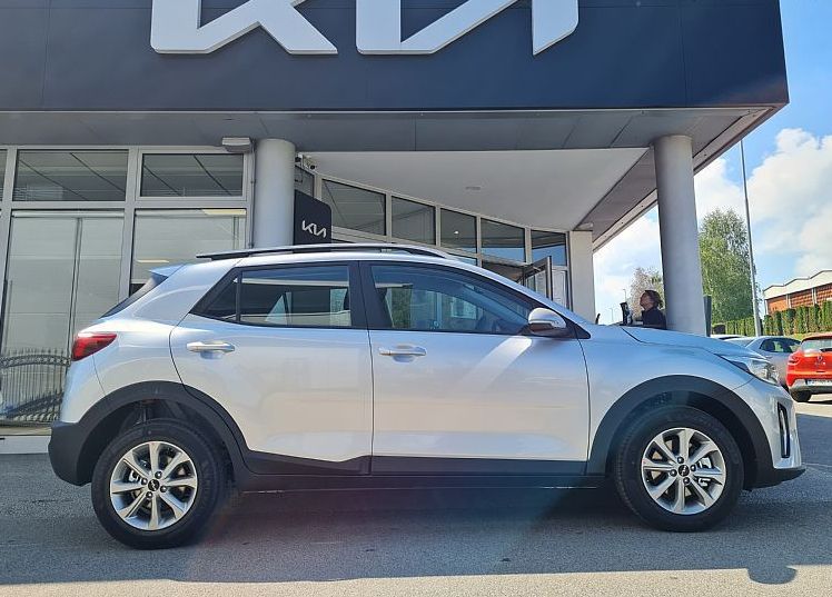 Zunanja slika - KIA Stonic - 1.2 LX Urban+ M T - 4