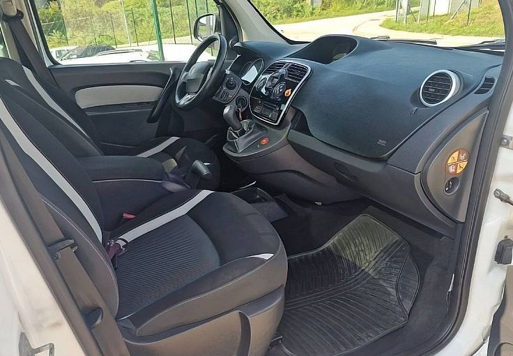 Zunanja slika - Renault Kangoo - Confort dCi 90  1 LASTNIK VELIKO OPREME - 9