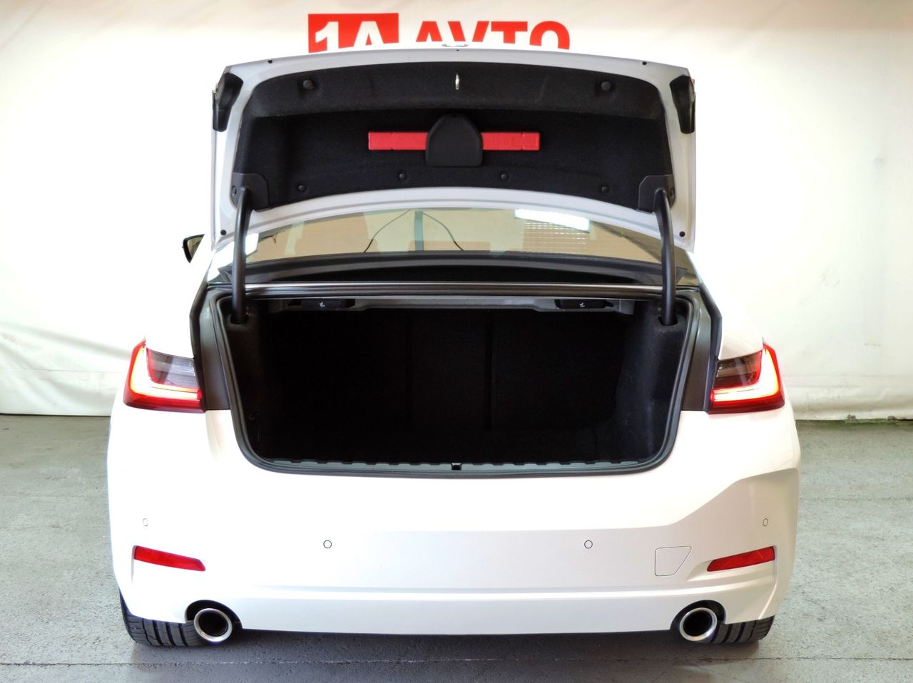 Zunanja slika - BMW Serija 3 - 316d Avt. KAMERA-LED-USNJE-NOVI MODEL.. - 19