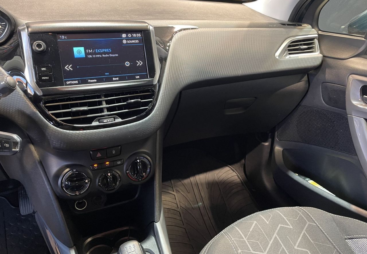 Zunanja slika - Peugeot 2008 - 1.6HDI-PARK SENZORJI-TEMPOMAT-MULTIFUNKCIJA-LED - 10
