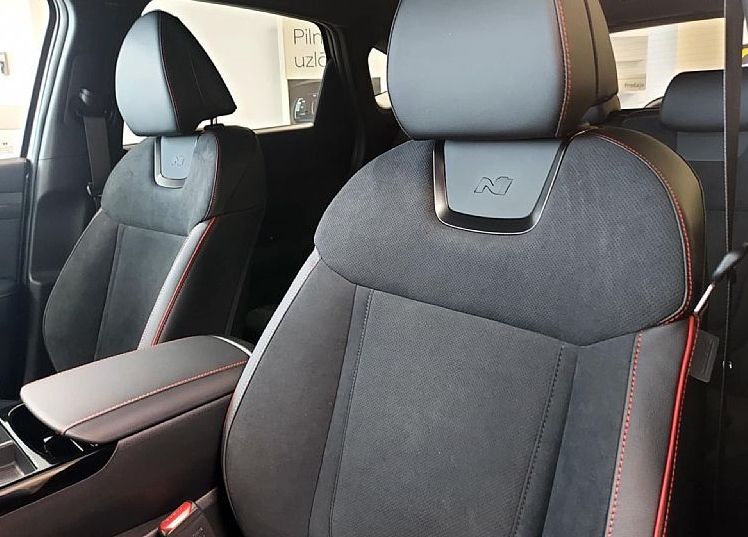 Zunanja slika - Hyundai Tucson - 1.6 T-GDI MHEV PREMIUM N-Line AVTOMATIK - 11