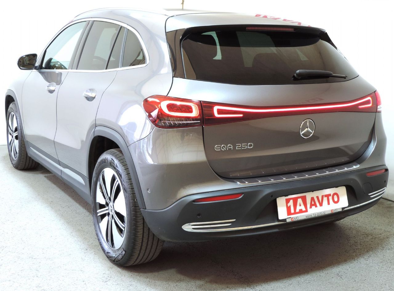 Zunanja slika - Mercedes-Benz EQA - 250  LED-KAMERA-MRTVI KOTI - 7