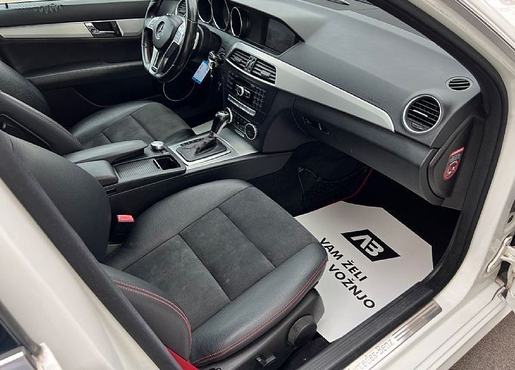 Zunanja slika - Mercedes-Benz C-Razred - C 220 CDI+AMG+EL. OKNO+XENON+NAVI - 16