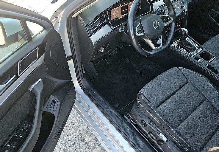 Zunanja slika - VW Passat - Variant 2.0 TDI 150ks DSG °1.LASTNIK° °VIRTUAL° °FULL-LED° - 7
