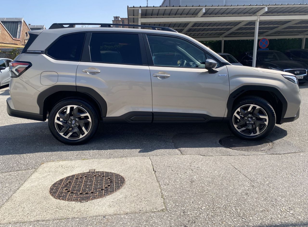 Zunanja slika - Subaru Forester - 2.0i CVT 4WD Lineatronic STYLE - 9