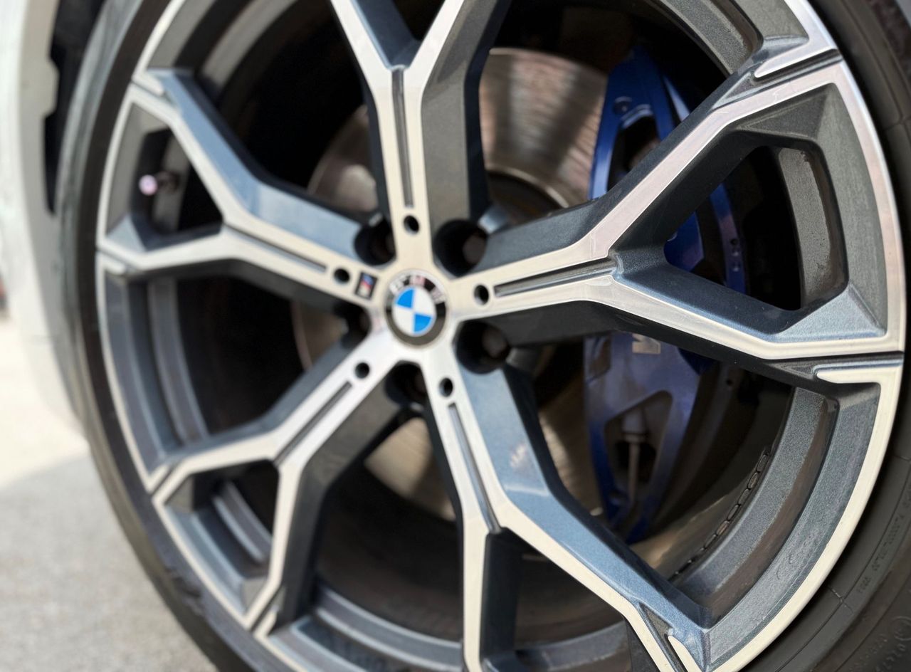 Zunanja slika - BMW X5 - serija : xDrive30d M-SPORT SLO FULL LED ZRAČNO ACC ALU21 - 11