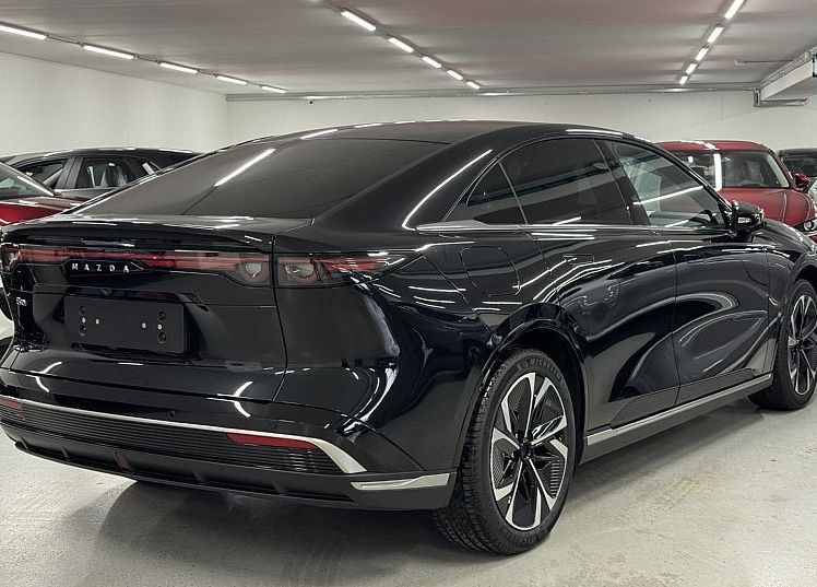 Zunanja slika - Mazda Mazda6e - TAKUMI | LPF BATERIJA | ČRNO USNJE | ZALOGA - 5