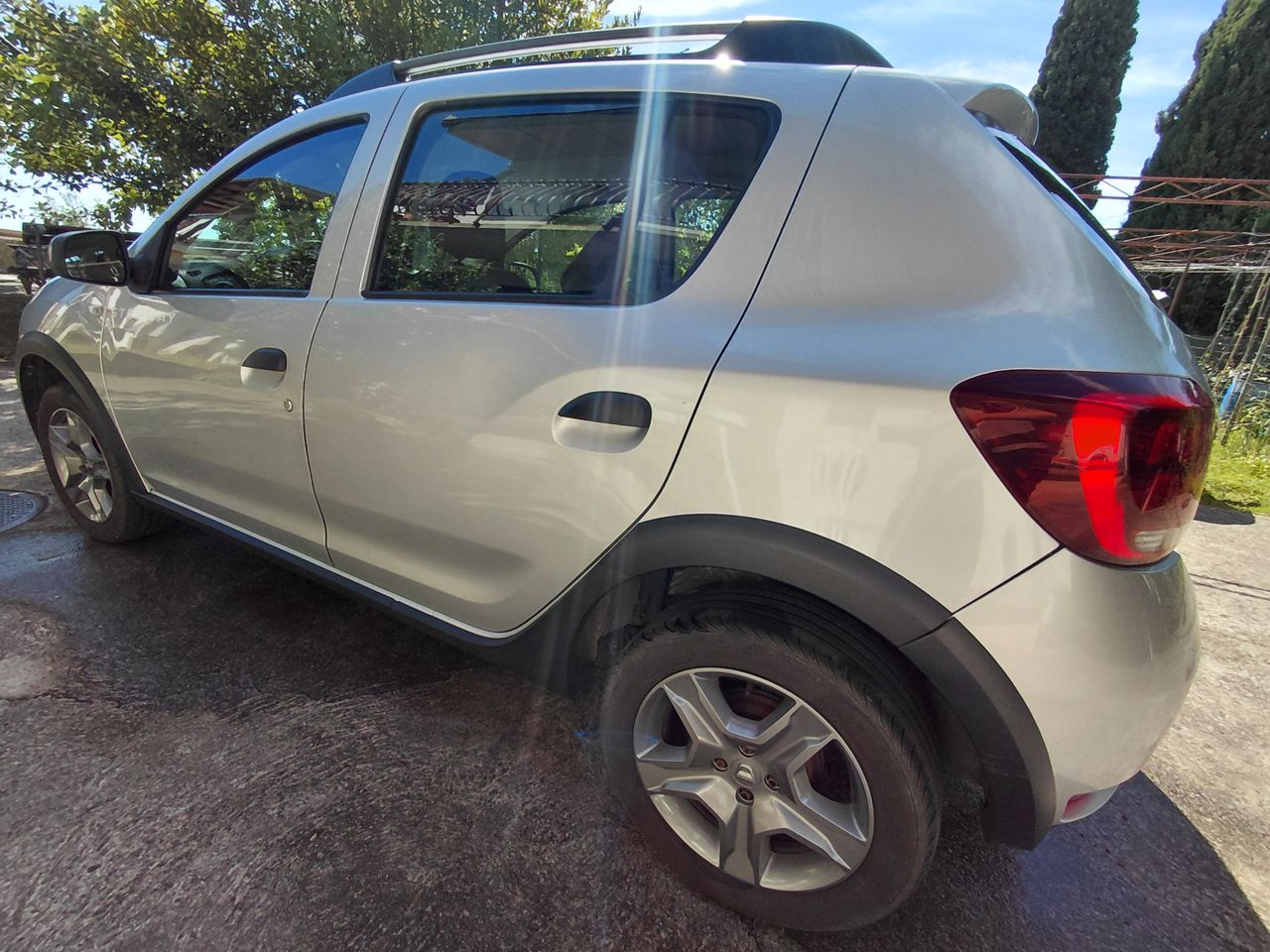 Zunanja slika - Dacia Sandero - Stepway 1,5 dCi 90 - 4
