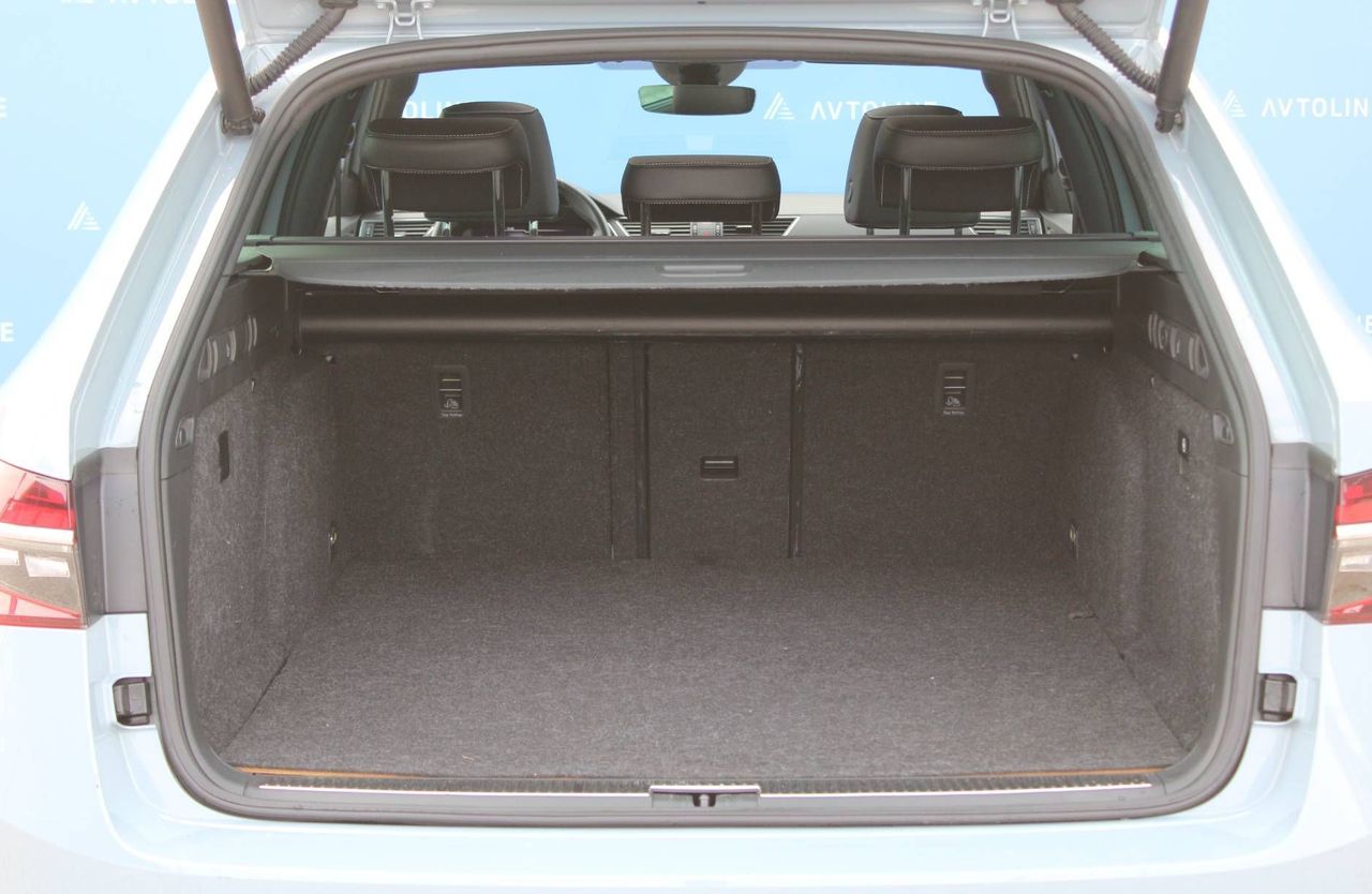 Zunanja slika - Škoda Superb - 1.4 TSI PHEV L K Combi DSG GRET-HLAJENJE SED.PANO. - 13