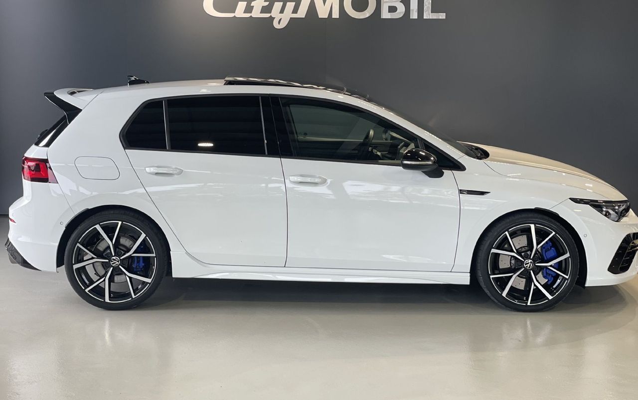 Zunanja slika - VW Golf - 2.0 TSI 4M avt. R 235  320 - 4