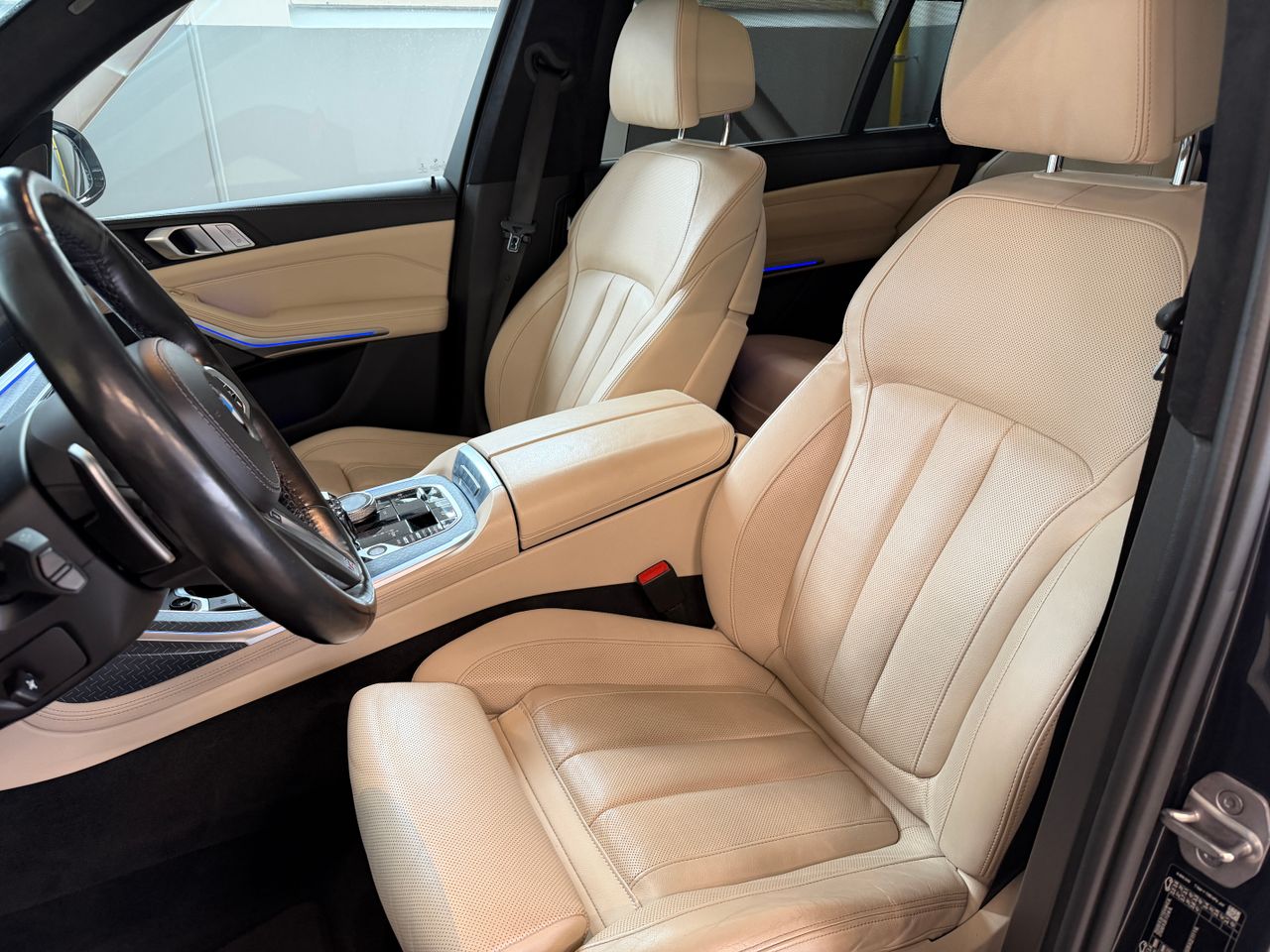 Notranja slika - BMW X7 - BMW - 45