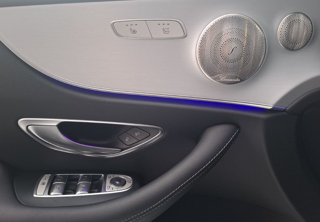 Zunanja slika - Mercedes-Benz E-Razred - E200 AMG LINE AVTOMATIK-BURMESTER HI-FI-KOT NOV - 13