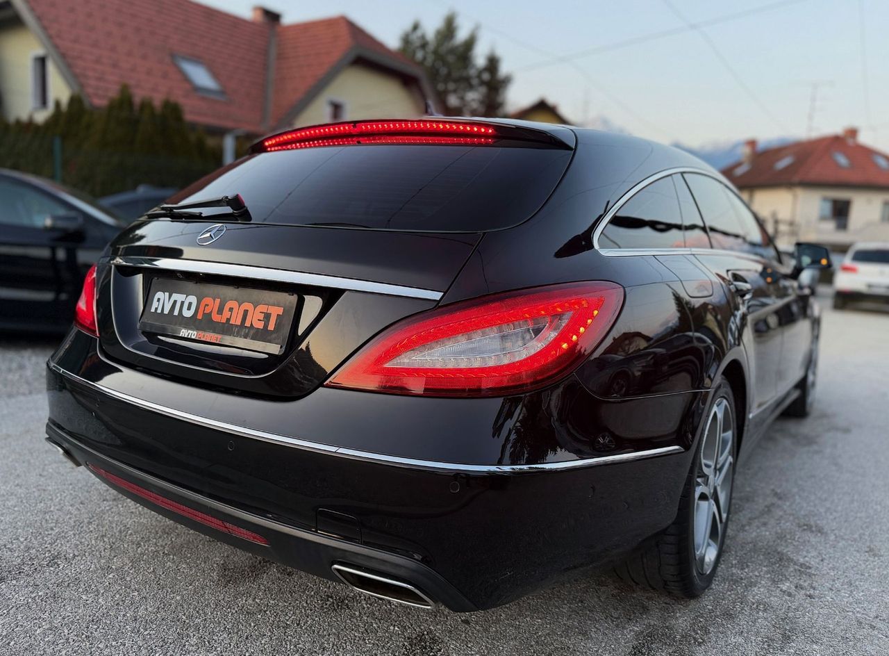 Zunanja slika - Mercedes-Benz CLS Shooting Brake - CLS 220 BlueTEC AUT. FULL LED ACC NAVI ALU 18 - 6