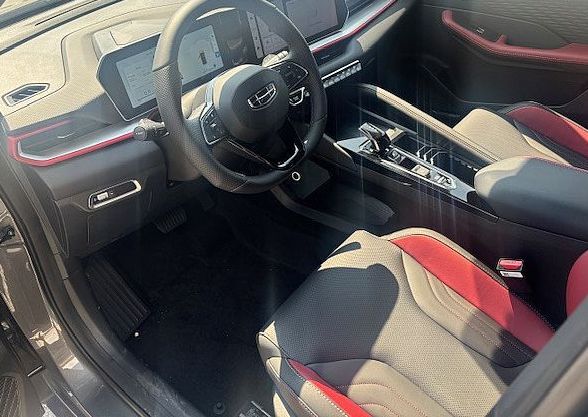 Zunanja slika - Geely Coolray - 1.5 TD-GK OPREMA-7DCT- PANORAMA. LED ŽAROMETI..... - 10