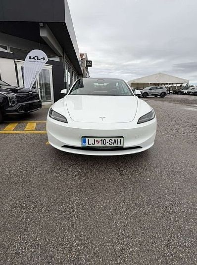 Zunanja slika - Tesla Model 3 - Long Range All-Wheel Drive - 2